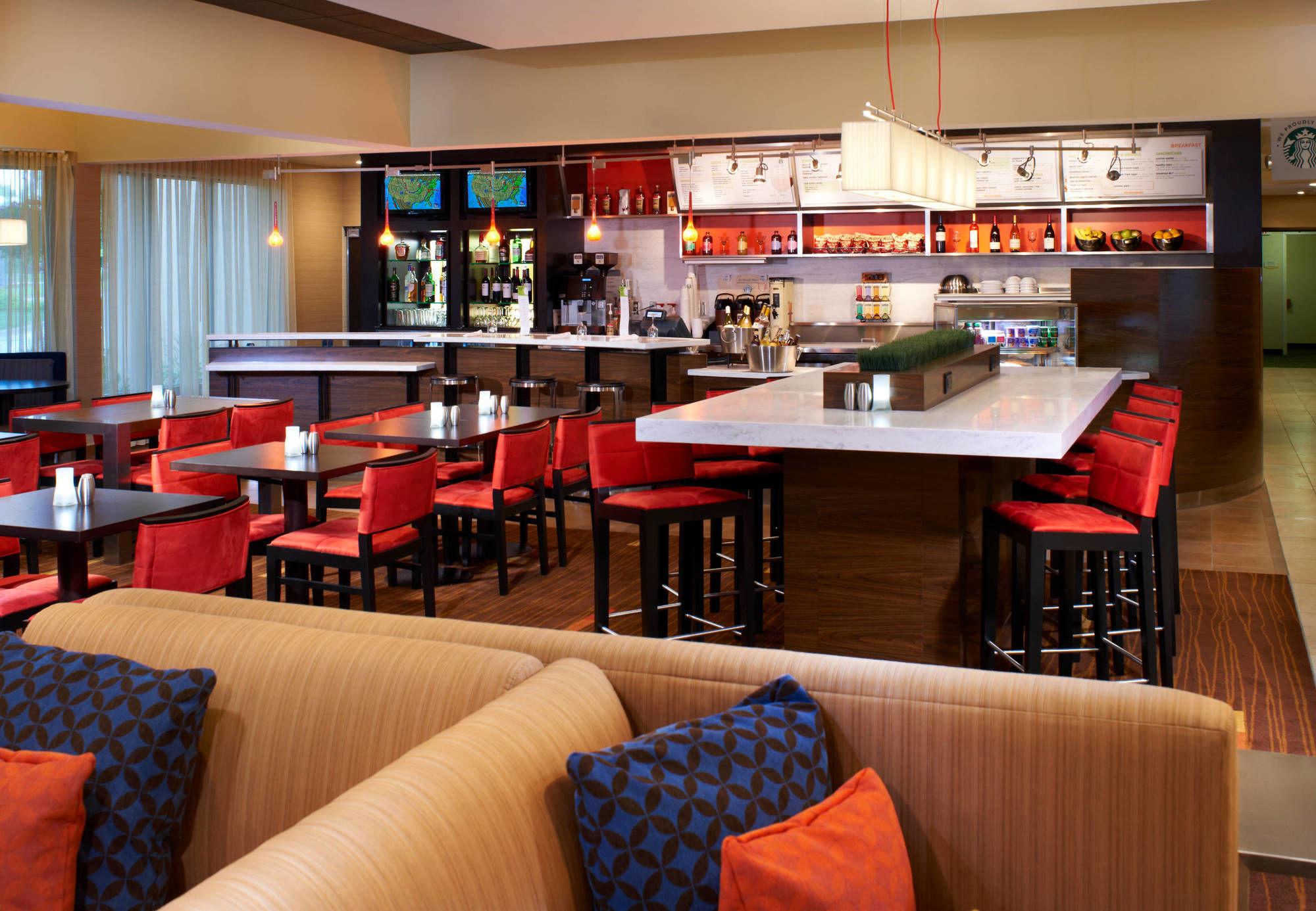 Courtyard By Marriott Minneapolis-St. Paul Airport Mendota Heights Esterno foto