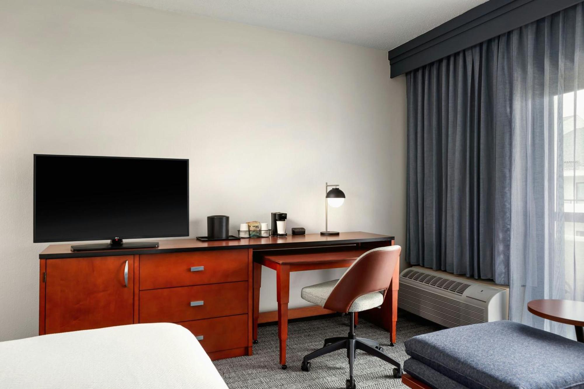Courtyard By Marriott Minneapolis-St. Paul Airport Mendota Heights Esterno foto