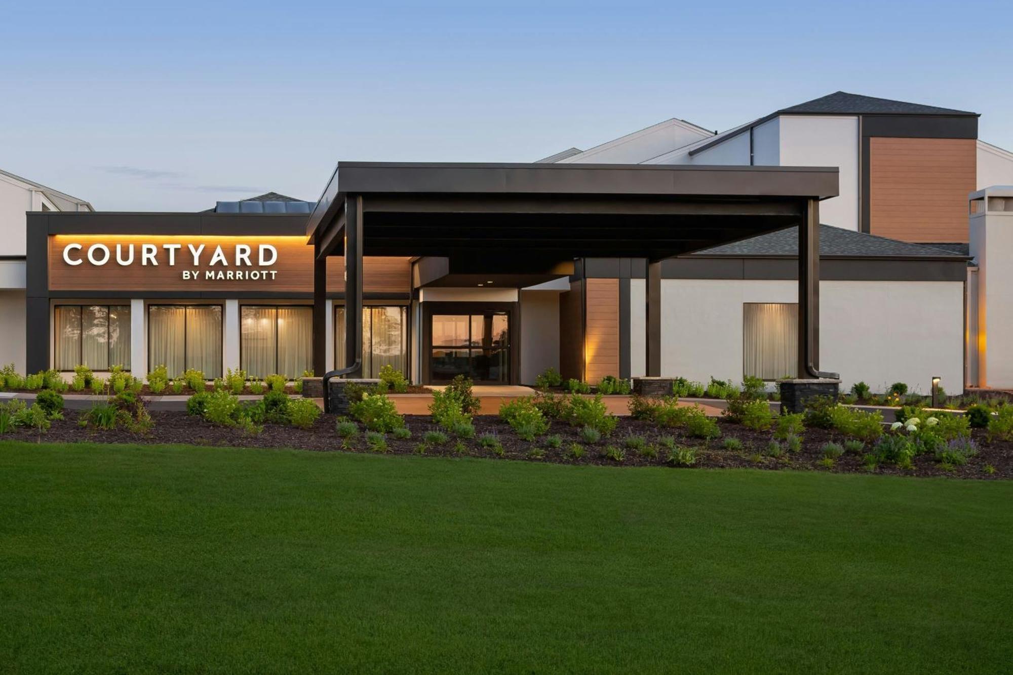 Courtyard By Marriott Minneapolis-St. Paul Airport Mendota Heights Esterno foto