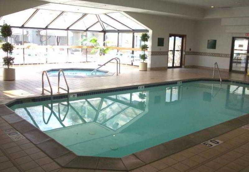 Courtyard By Marriott Minneapolis-St. Paul Airport Mendota Heights Servizi foto