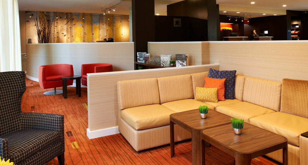 Courtyard By Marriott Minneapolis-St. Paul Airport Mendota Heights Esterno foto